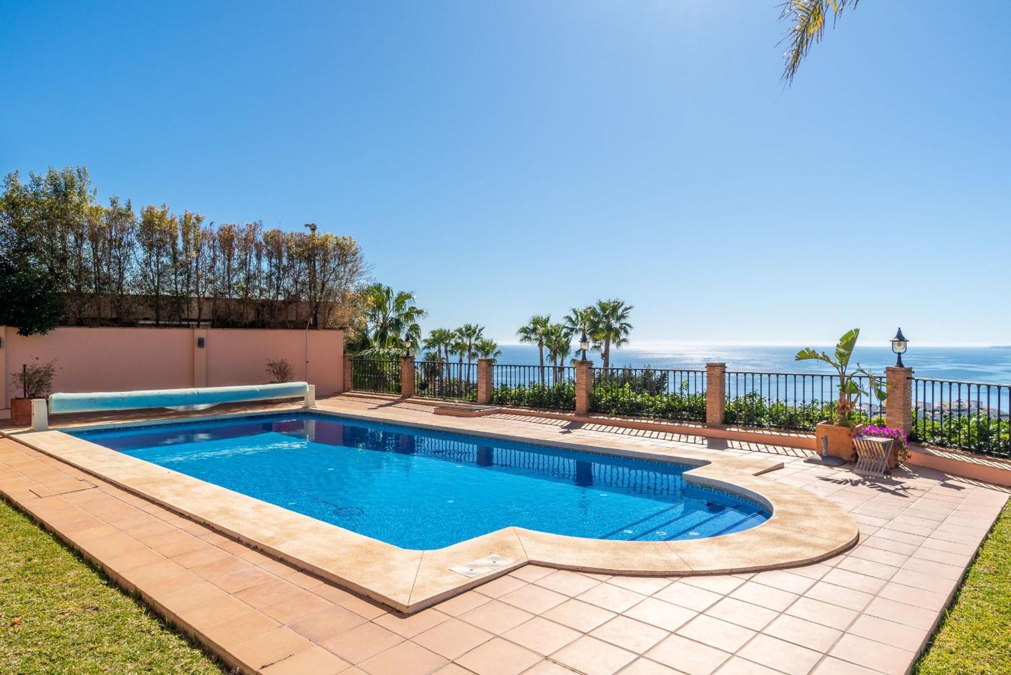 Beachside With Panoramic Sea Views * Benalmadena